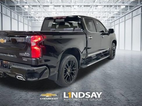 Used 2024 Chevrolet Silverado 1500 High Country w/ Technology Package image 9