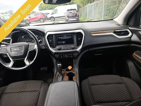 Used 2017 GMC Acadia SLE FWD image 6