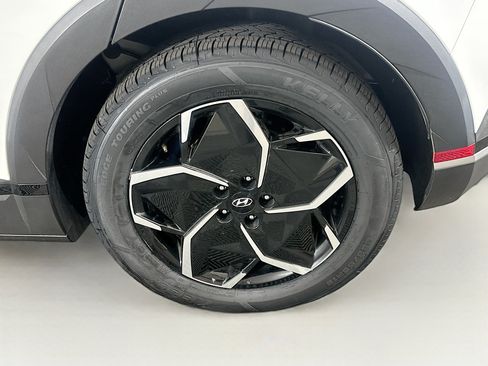 Used 2024 Hyundai Ioniq 5 SE RWD image 11