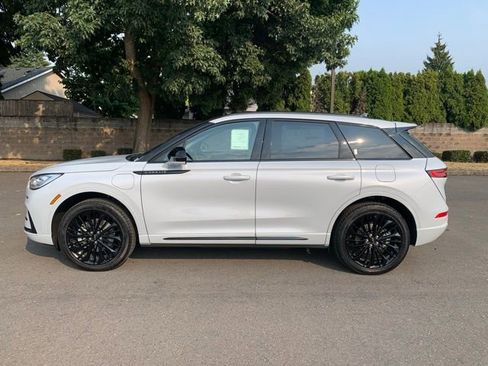 New 2025 Lincoln Corsair Grand Touring w/ Equipment Group 301A image 2