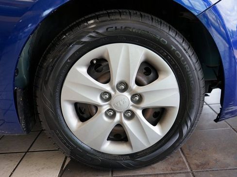 Used 2018 Kia Forte LX image 42