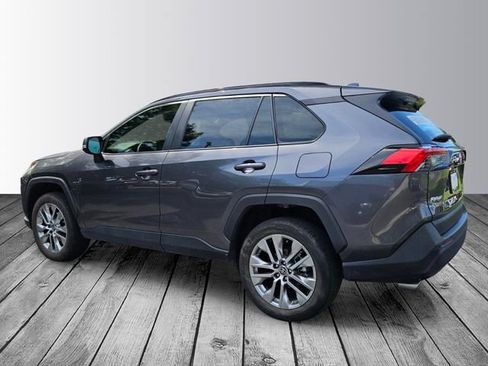 Used 2023 Toyota RAV4 XLE Premium FWD image 3