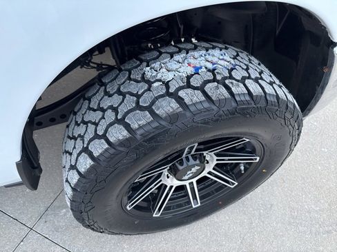 Used 2019 RAM 2500 Tradesman w/ Safety Group image 48