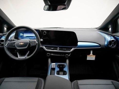 New 2026 Chevrolet Equinox EV LT AWD/4WD image 27