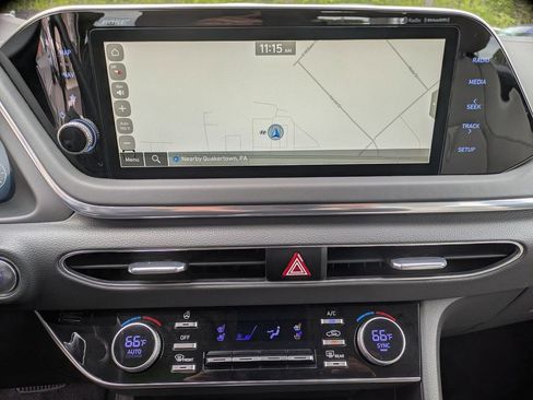 Used 2020 Hyundai Sonata Limited FWD image 17