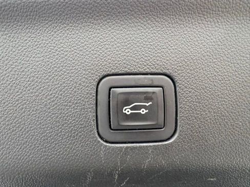 Used 2023 Chevrolet Tahoe Premier w/ Advanced Technology Package image 41