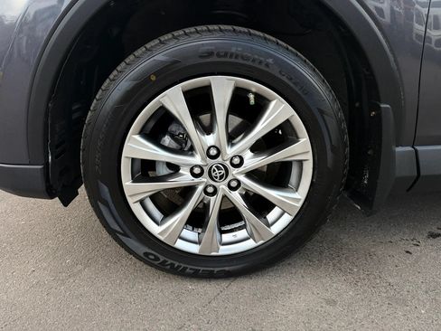 Used 2016 Toyota RAV4 Limited w/ Advanced Technology Package AWD/4WD image 38