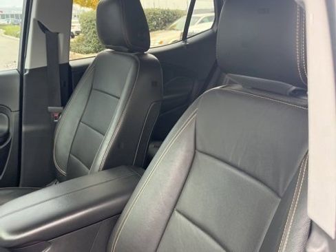 Used 2019 GMC Terrain SLT w/ Preferred Package image 11