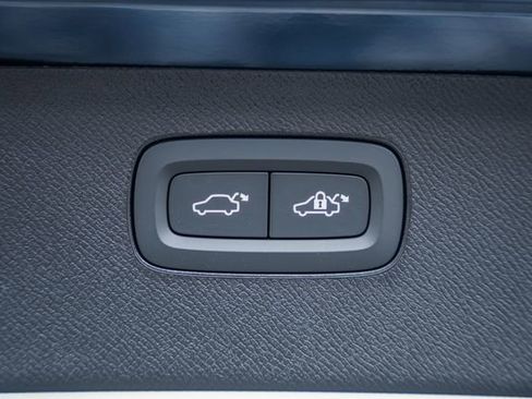 New 2026 Volvo XC90 T8 Plus w/ Protection Package Premier image 11