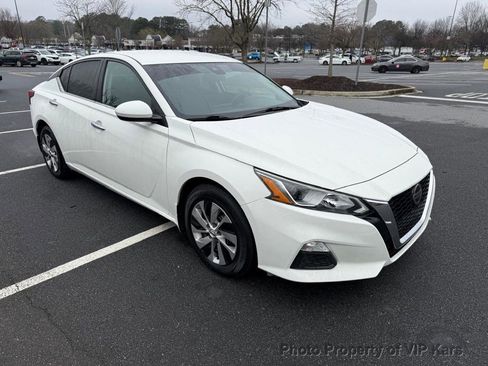 Used 2021 Nissan Altima 2.5 S image 3