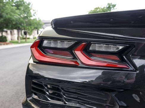 Used 2023 Chevrolet Corvette Z06 RWD image 68