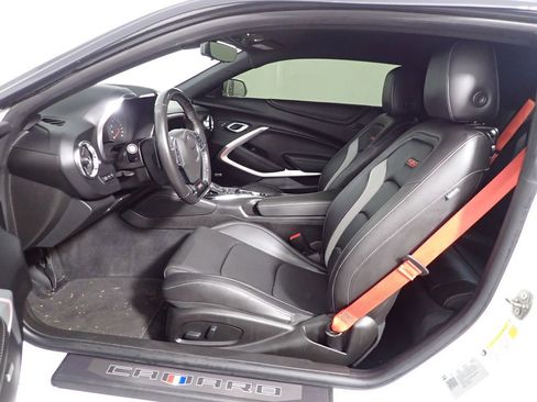 Used 2022 Chevrolet Camaro SS w/ LPO, Ground Effects Package RWD image 22