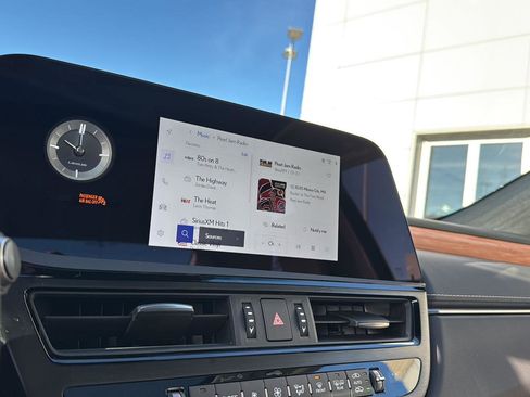 New 2025 Lexus ES 350 w/ Premium Package image 21