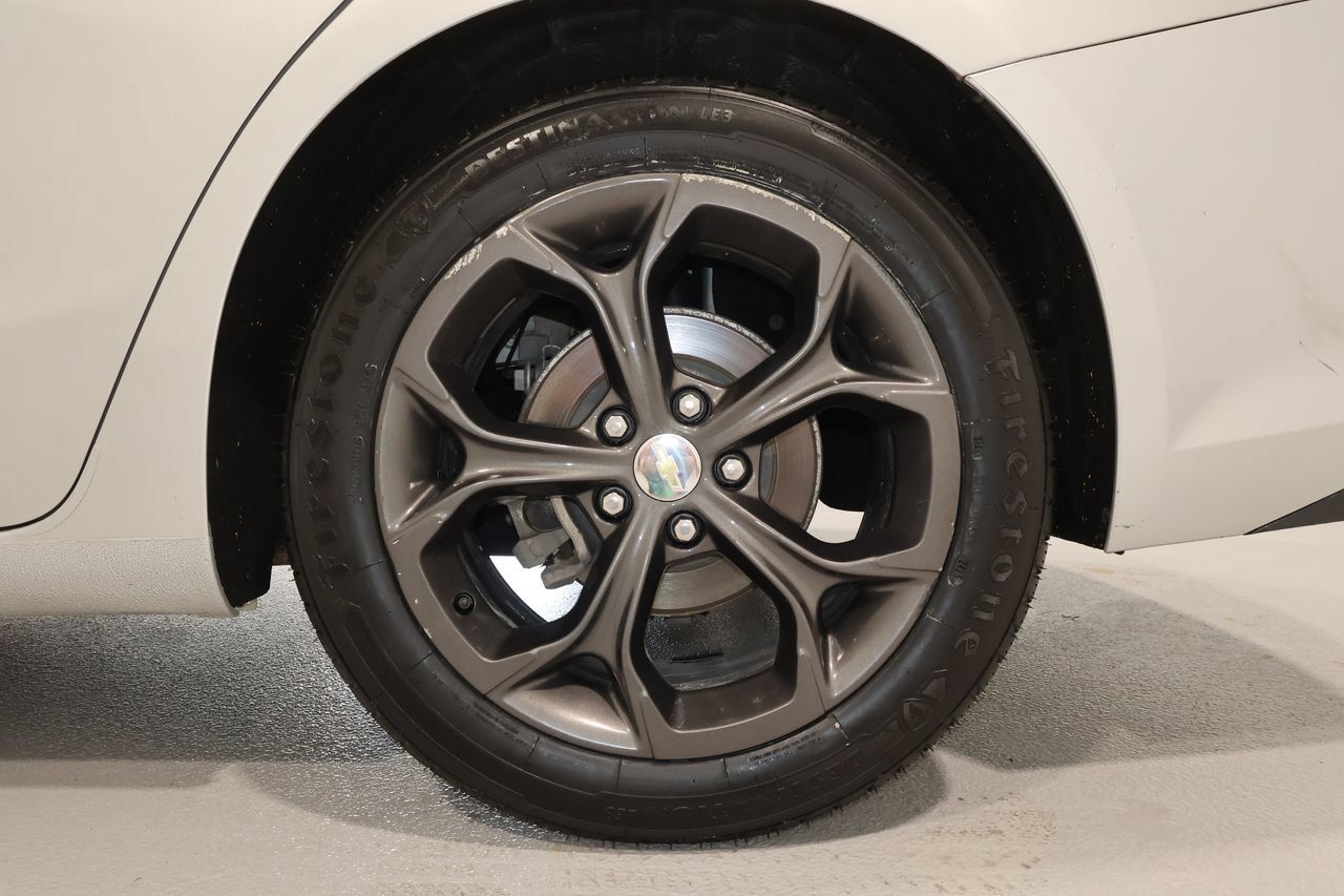 Used 2020 Chevrolet Malibu LT FWD image 20