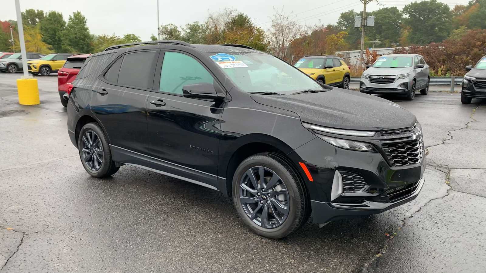 Certified 2024 Chevrolet Equinox RS AWD/4WD image 2