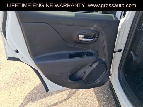 Certified 2023 Jeep Renegade Trailhawk w/ Trailhawk Elite Group AWD/4WD image 23