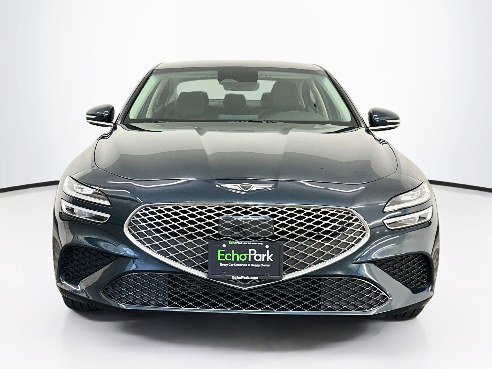 Used 2025 Genesis G70 2.5T AWD/4WD image 2
