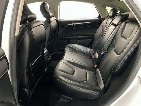 Used 2017 Ford Fusion Titanium FWD image 13