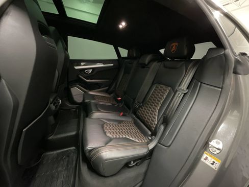 Used 2021 Lamborghini Urus AWD/4WD image 60