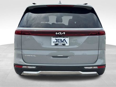 Used 2024 Kia Carnival SX FWD image 26