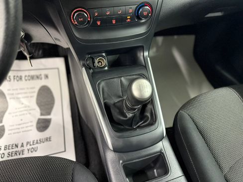 Used 2017 Nissan Sentra S image 19