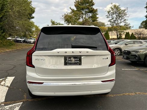 New 2026 Volvo XC90 B6 Ultra w/ Protection Package image 3