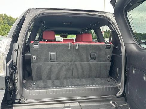 Used 2021 Lexus GX 460 Premium w/ Premium Package AWD/4WD image 8