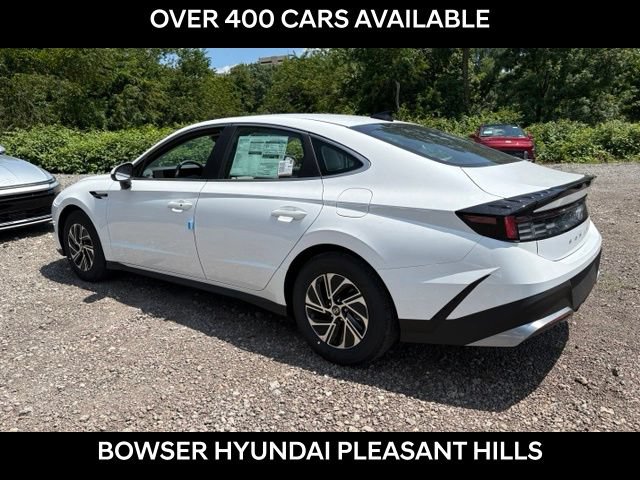 New 2026 Hyundai Sonata Blue FWD image 3