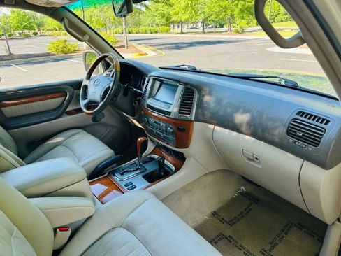 Used 2006 Lexus LX 470 4WD image 10
