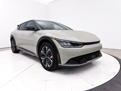 Used 2024 Kia EV6 Wind w/ Wind Technology Package image 12