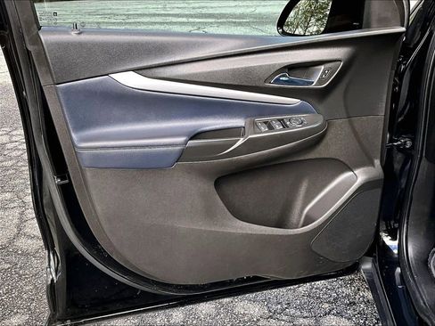 Certified 2022 Chevrolet Bolt EUV LT w/ Convenience Package image 19