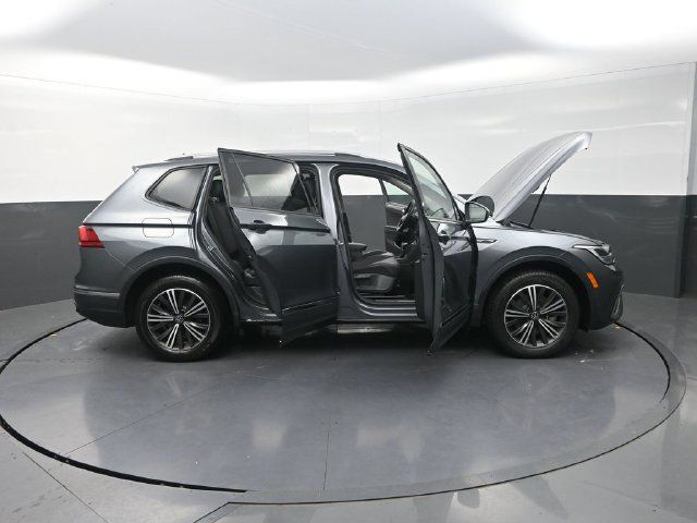 Used 2024 Volkswagen Tiguan Wolfsburg Edition FWD image 46