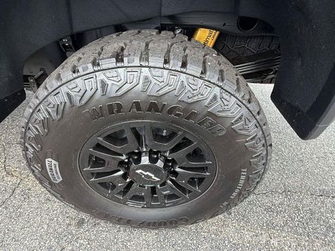 New 2026 Chevrolet Silverado 2500 ZR2 w/ LPO, Dark Essentials Package AWD/4WD image 13