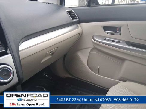 Used 2015 Subaru Crosstrek 2.0i Premium image 21