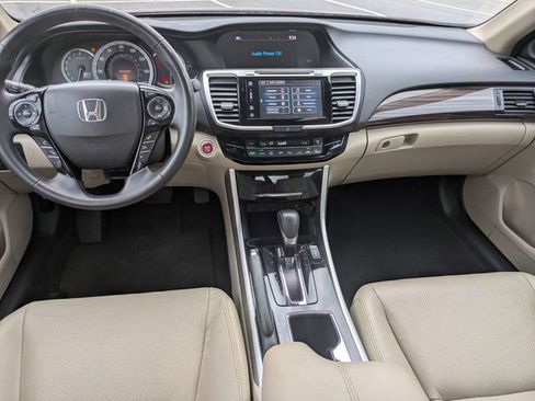 Used 2017 Honda Accord EX-L image 15