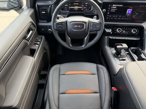 Used 2026 GMC Sierra 1500 AT4 w/ Technology Package AWD/4WD image 9