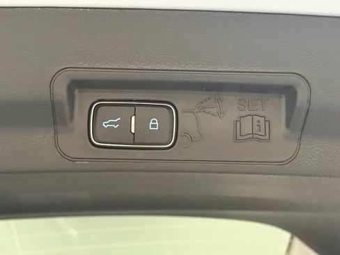 New 2026 Ford Explorer Active AWD/4WD image 33
