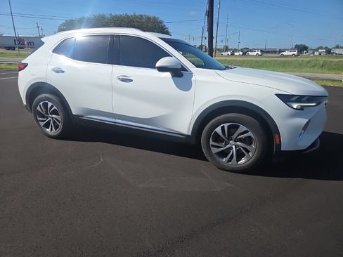 Used 2023 Buick Envision Essence FWD image 17