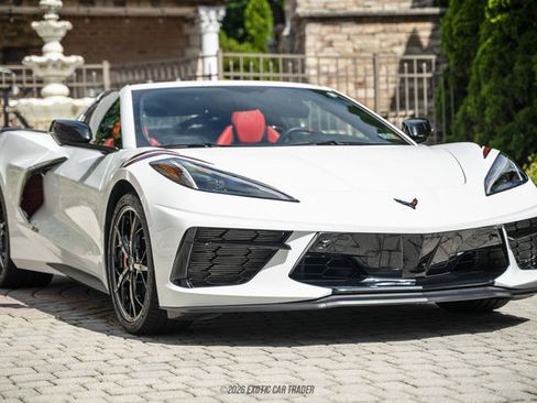Used 2020 Chevrolet Corvette Stingray Premium Cpe w/ 3LT Preferred Equipment Group RWD image 16