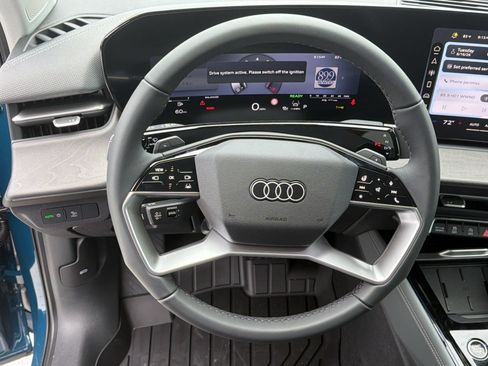 New 2026 Audi Q3 quattro 2.0T AWD/4WD image 16