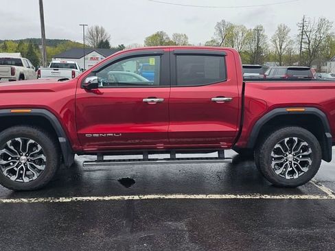 Used 2023 GMC Canyon Denali AWD/4WD image 4