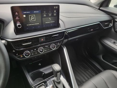 Used 2025 Acura ADX AWD image 21