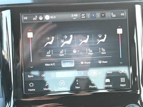 Used 2022 RAM 1500 Laramie image 22