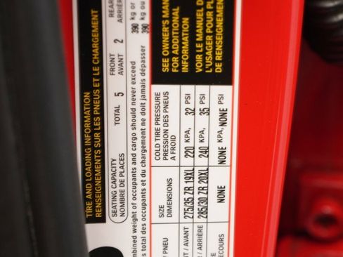 Used 2022 BMW M3 Competition w/ M Carbon Exterior Package AWD/4WD image 19
