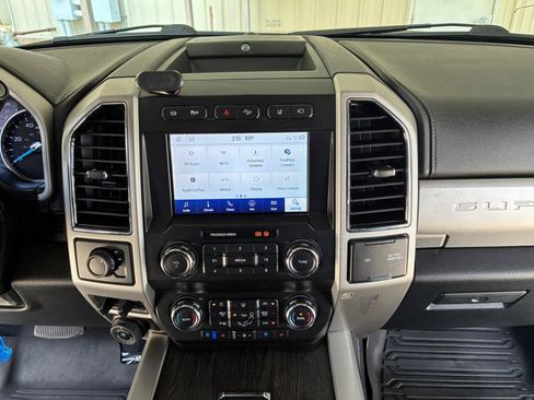 Used 2021 Ford F350 Lariat w/ Lariat Value Package AWD/4WD image 19