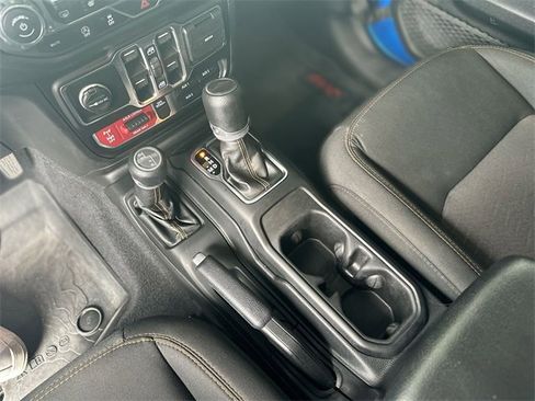 Used 2021 Jeep Gladiator Mojave image 22