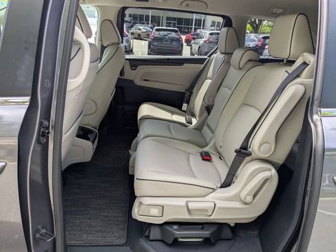 Certified 2025 Honda Odyssey Touring image 37