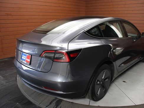 Used 2023 Tesla Model 3 Standard Range image 11