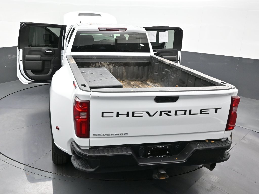 Used 2025 Chevrolet Silverado 3500 W/T AWD/4WD image 35
