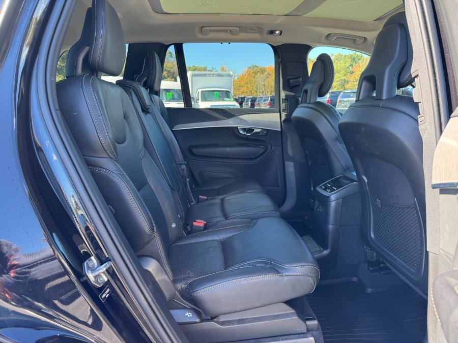 Used 2021 Volvo XC90 T8 Inscription w/ Advanced Package AWD/4WD image 19